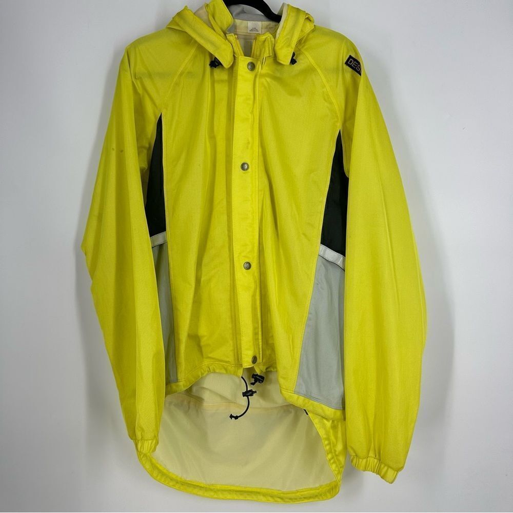DESCENTE Men’s Yellow Lightweight Ski Winter Sports Jacket Sz L